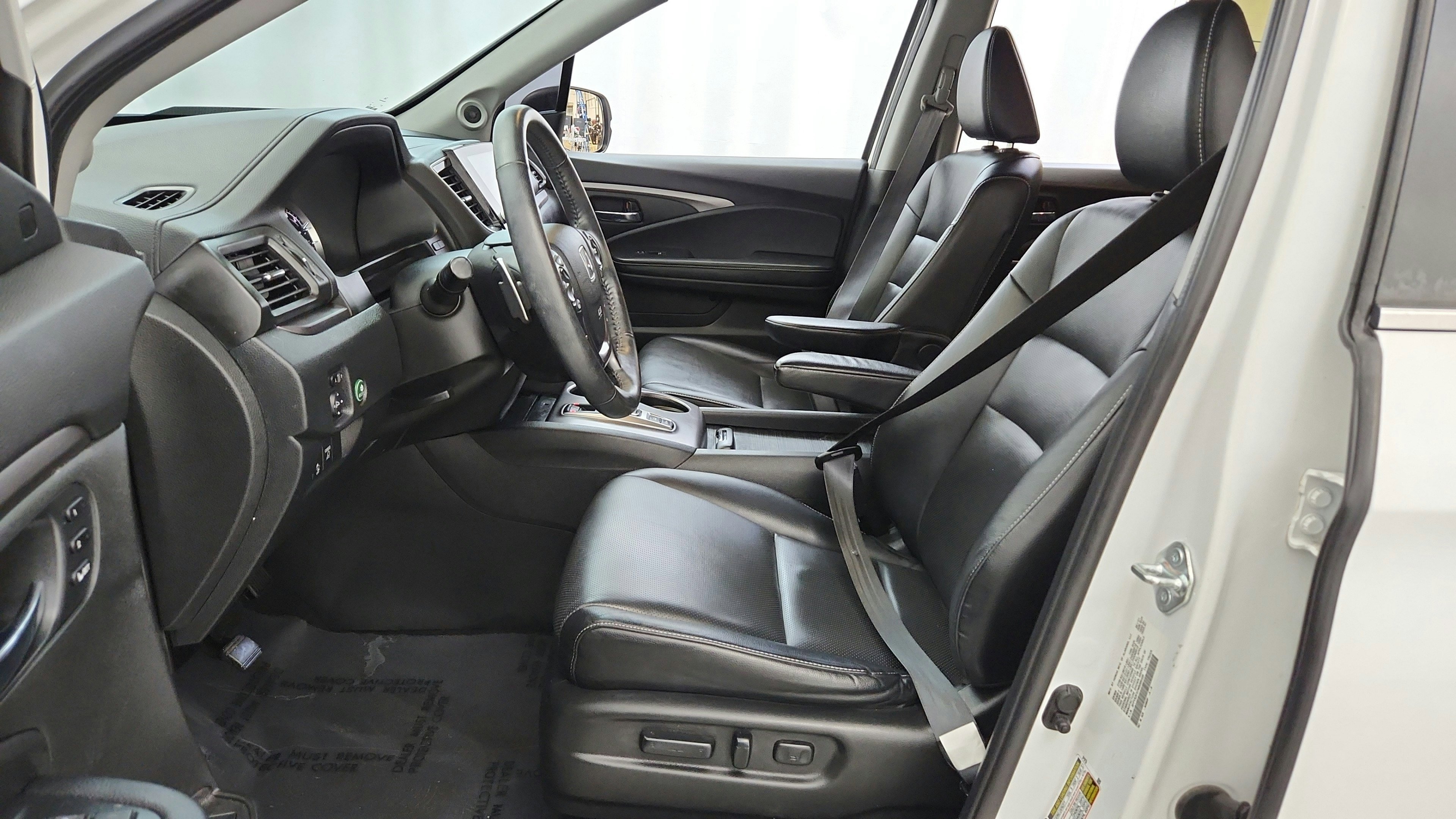 Used 2021 Honda Ridgeline RTL image 11