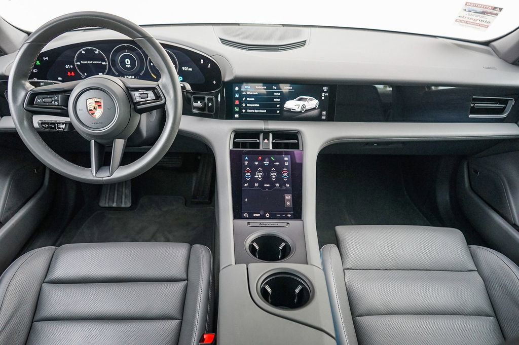 Used 2024 Porsche Taycan image 11