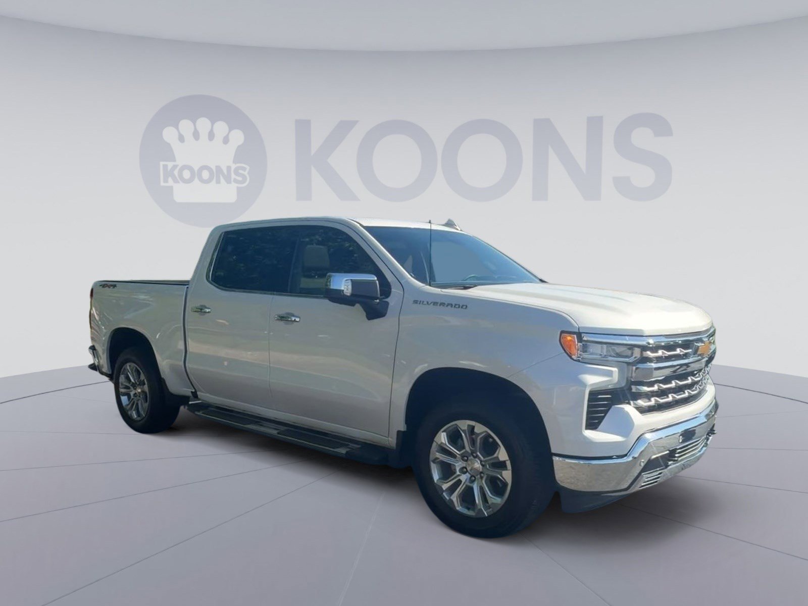 Used 2024 Chevrolet Silverado 1500 LTZ w/ Technology Package AWD/4WD image 8