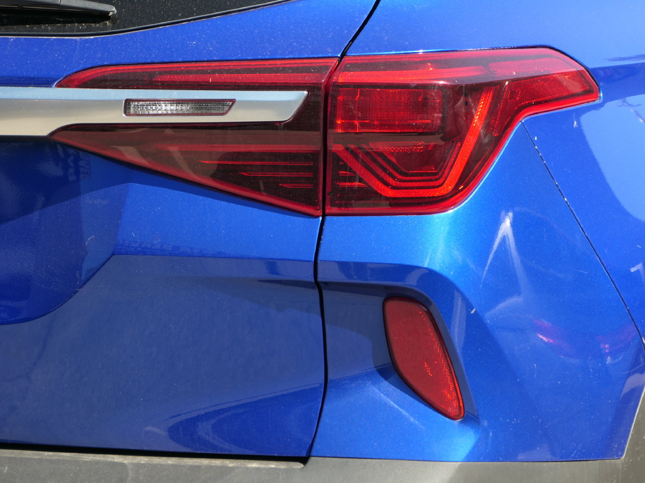 Certified 2023 Kia Seltos SX AWD/4WD image 4