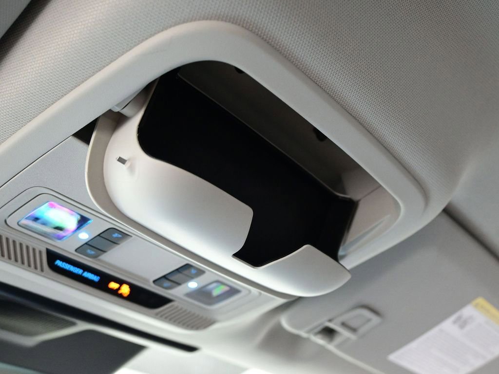 Used 2025 Ford Mustang Mach-E Select image 19