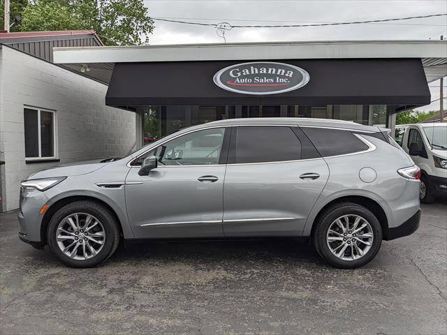 Used 2023 Buick Enclave Essence w/ Experience Buick Package AWD/4WD image 2