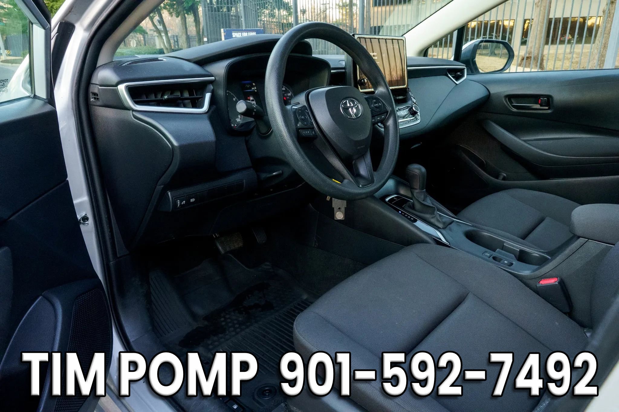 Used 2024 Toyota Corolla LE image 10