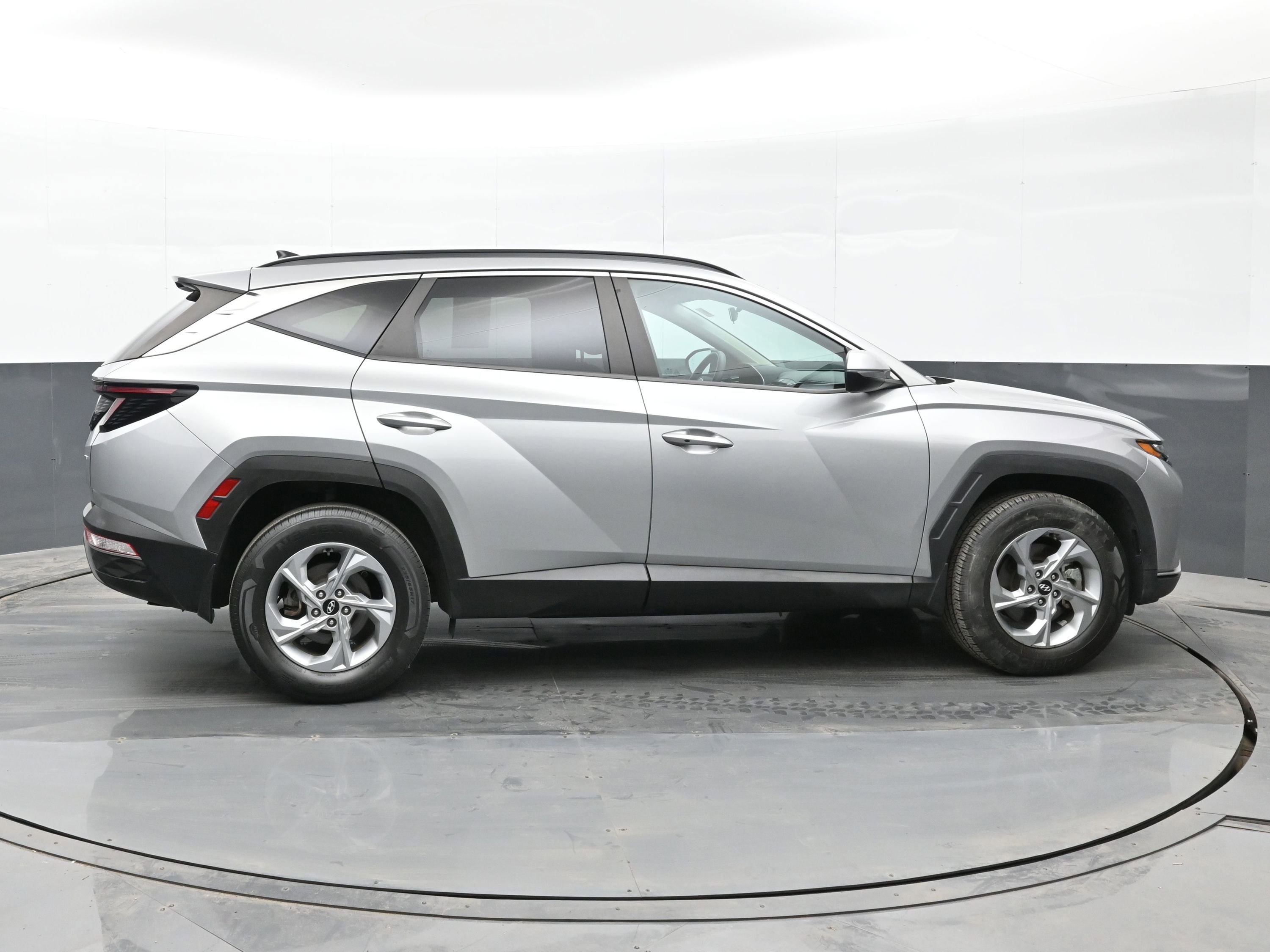 Used 2022 Hyundai Tucson SEL AWD/4WD image 9
