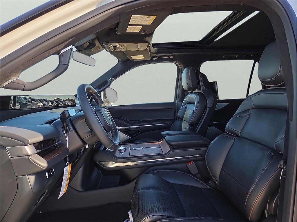 New 2026 Lincoln Navigator Black Label image 15