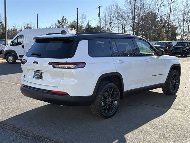 New 2025 Jeep Grand Cherokee L Limited image 12
