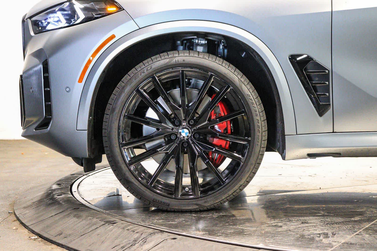 Used 2026 BMW X5 M60i w/ Parking Assistance Package AWD/4WD image 6