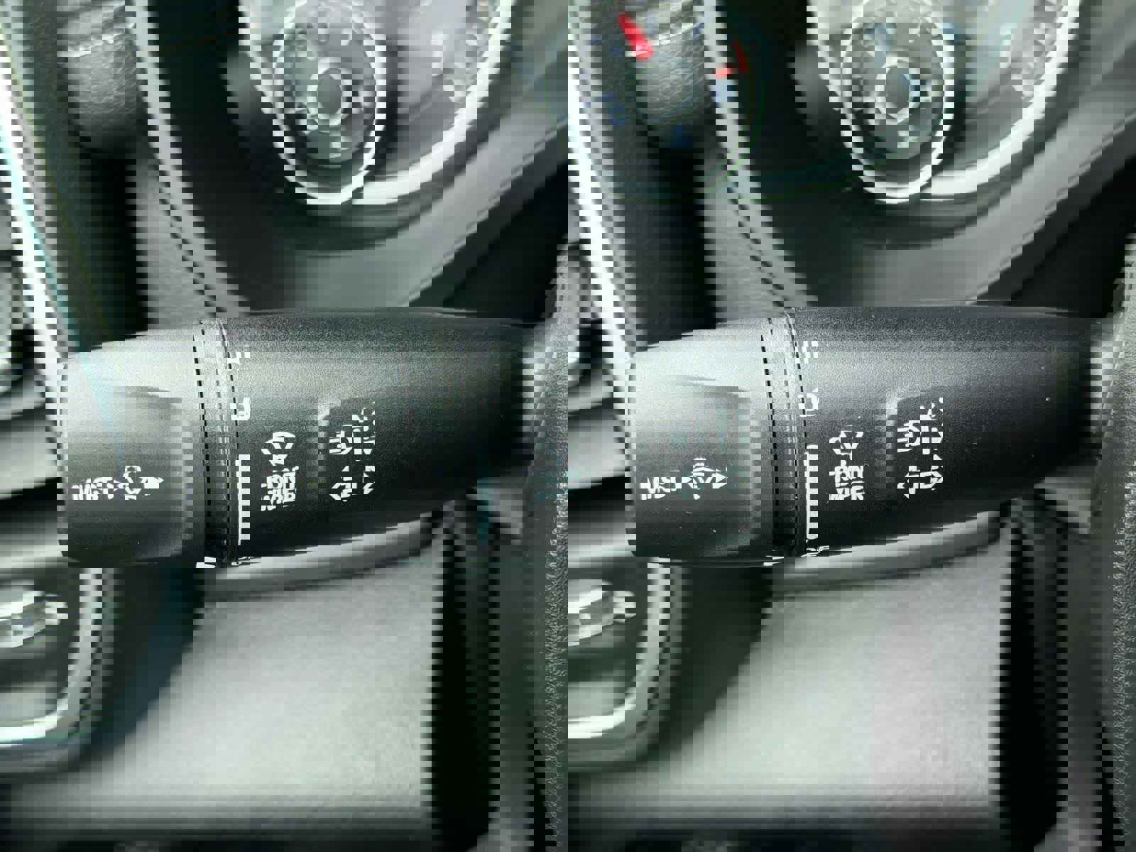 Used 2021 RAM 1500 Laramie image 27