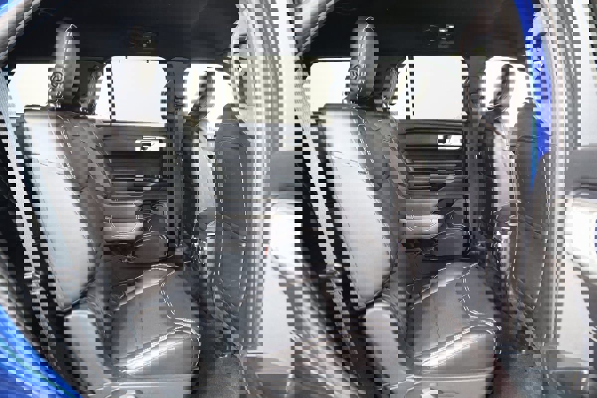 Used 2020 Ford Explorer ST w/ Premium Technology Package image 16