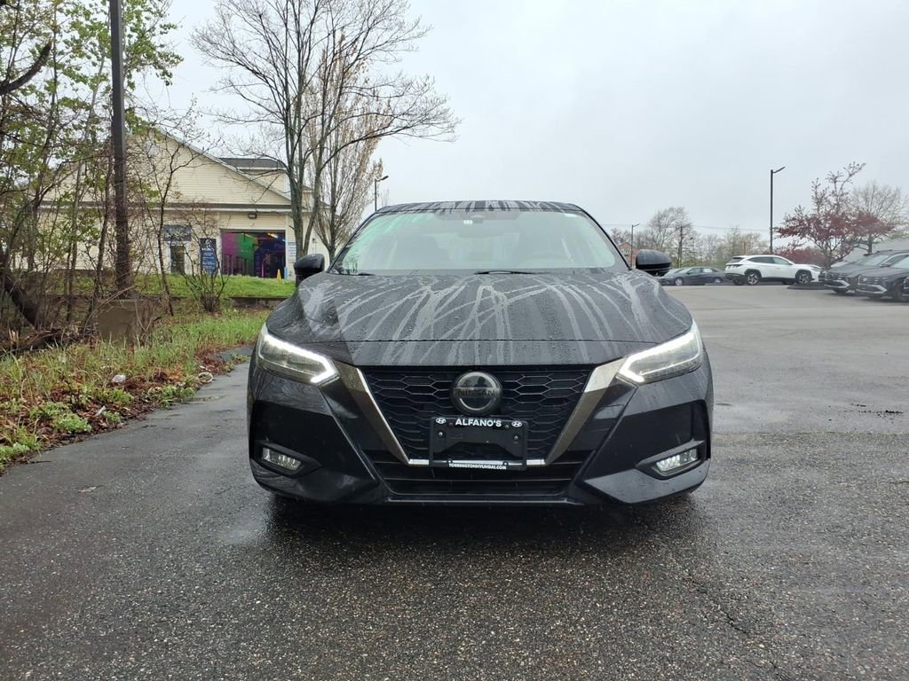 Used 2021 Nissan Sentra SR w/ SR Premium Package FWD image 2