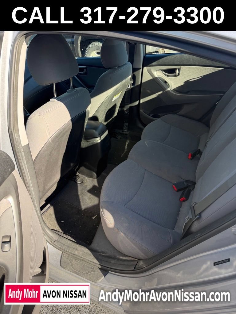 Used 2016 Hyundai Elantra SE w/ Option Group 02 FWD image 8