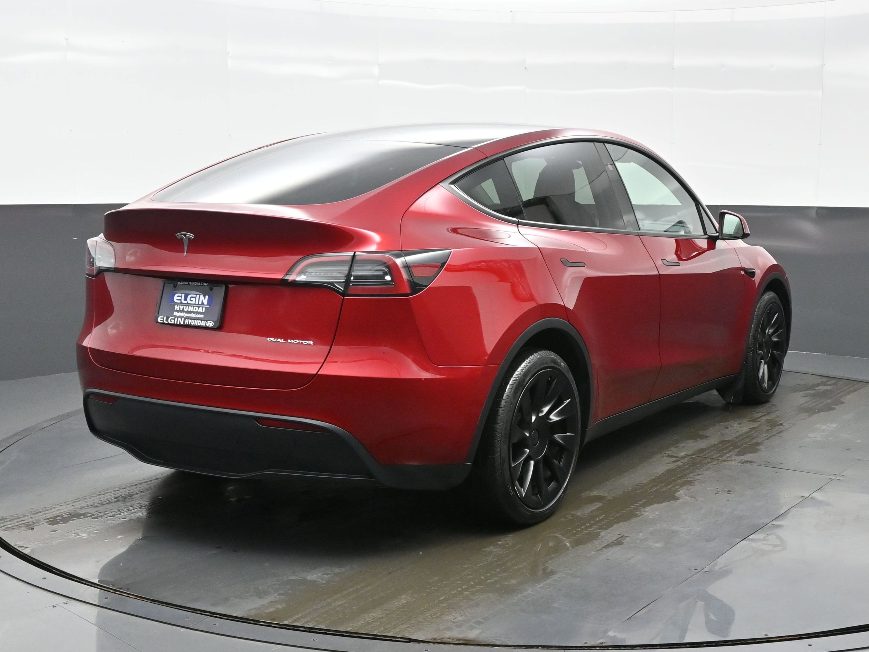 Used 2024 Tesla Model Y Long Range image 6