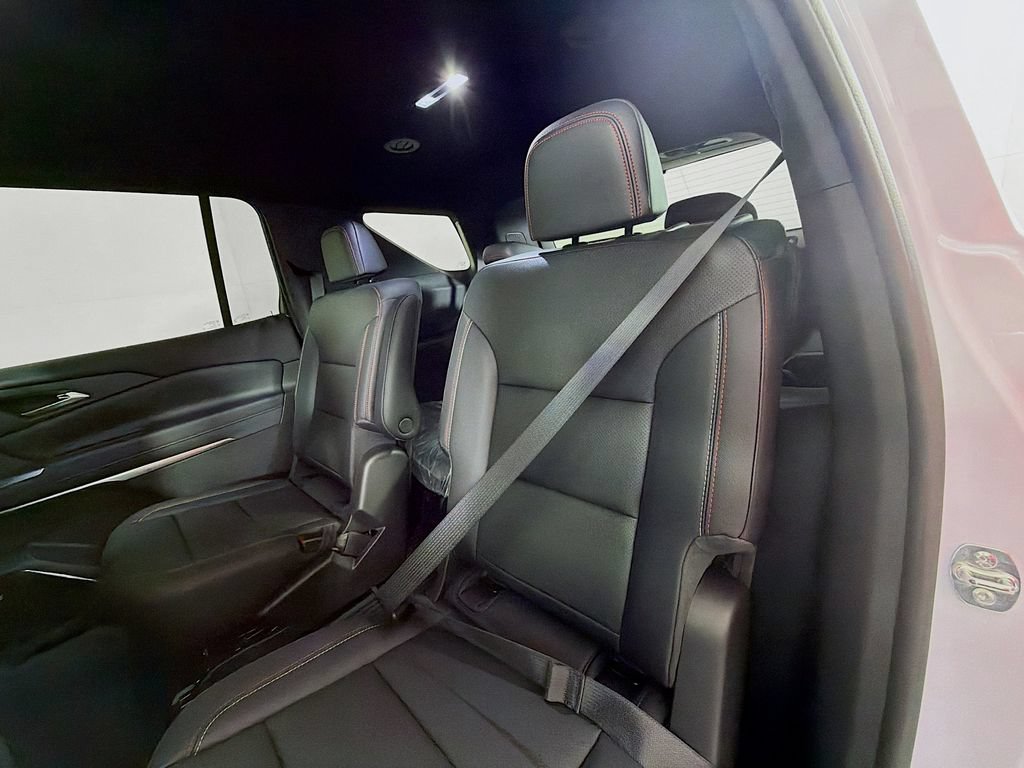 New 2026 Chevrolet Traverse Z71 w/ Enhanced Driving Package AWD/4WD image 18