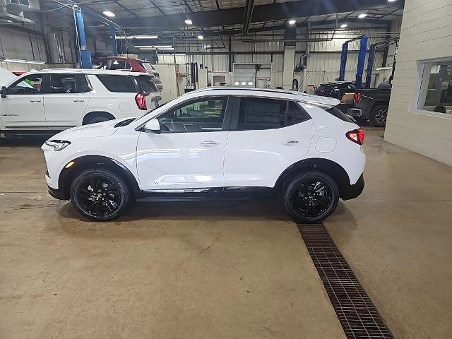 New 2026 Buick Encore GX Sport Touring image 3