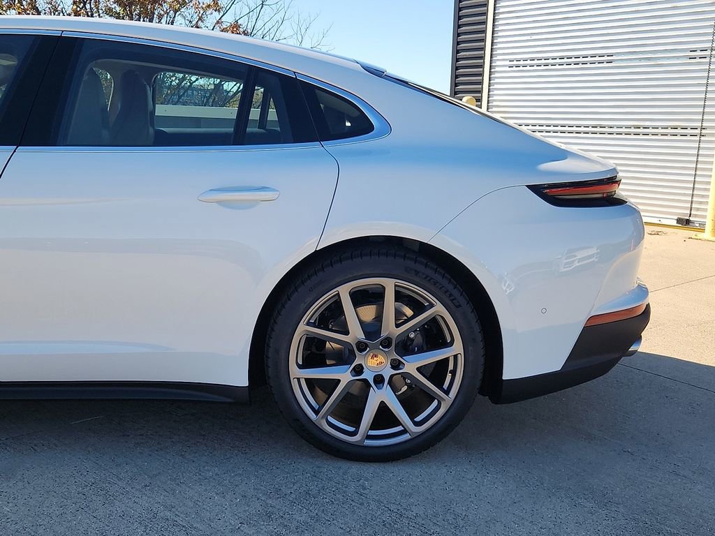 New 2026 Porsche Panamera 4 image 7