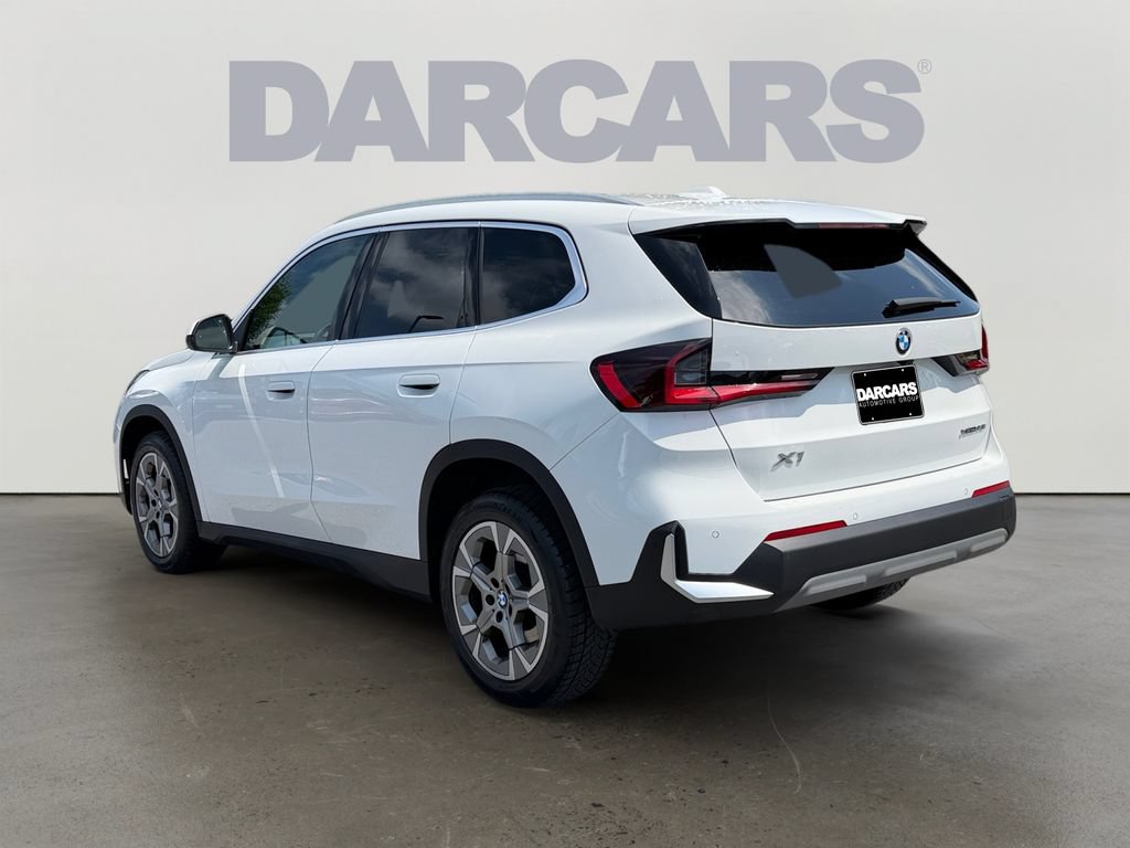Used 2023 BMW X1 xDrive28i AWD/4WD image 4