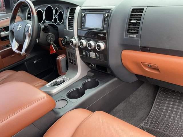 Used 2016 Toyota Sequoia Platinum RWD image 24
