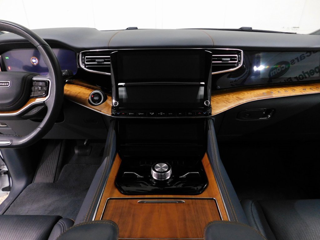 Used 2022 Jeep Grand Wagoneer Series II w/ Convenience Group III image 43