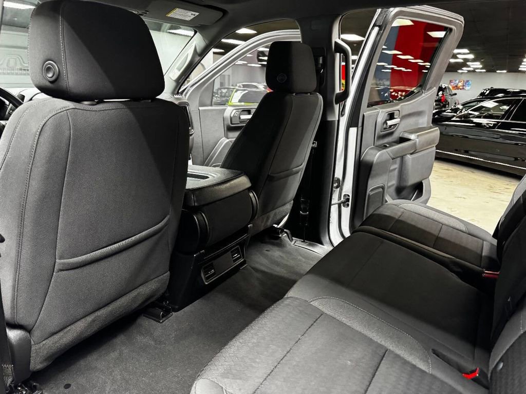 Used 2023 Chevrolet Silverado 1500 Custom image 40