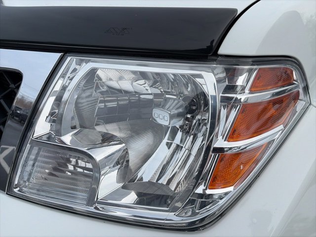 Used 2018 Nissan Frontier SV w/ Value Truck Package image 13