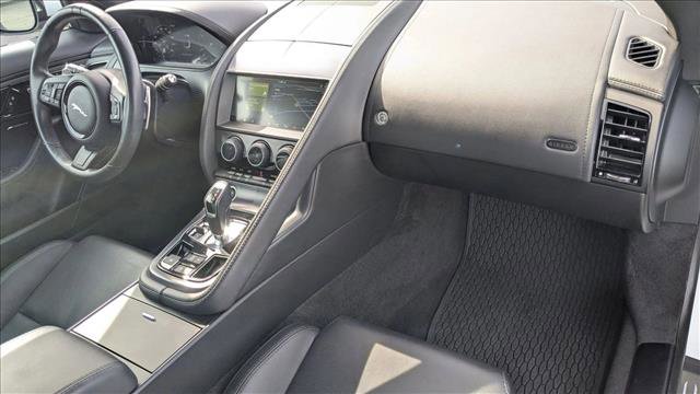 Used 2023 Jaguar F-TYPE R-Dynamic image 25