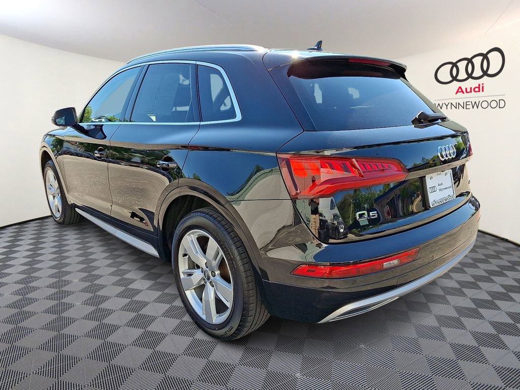 Used 2019 Audi Q5 Premium w/ Premium Plus Package AWD/4WD image 4