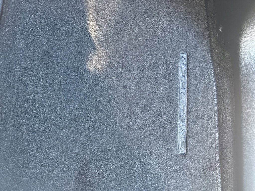 New 2026 Ford Explorer Platinum image 13