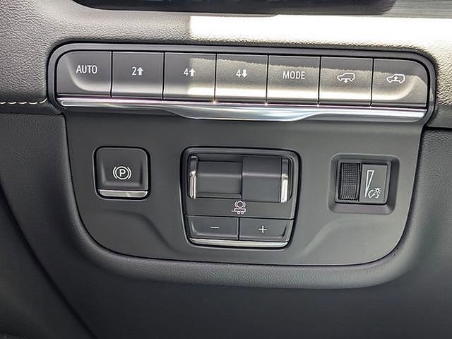 Certified 2024 Cadillac Escalade Sport w/ LPO, ONYX Package image 26