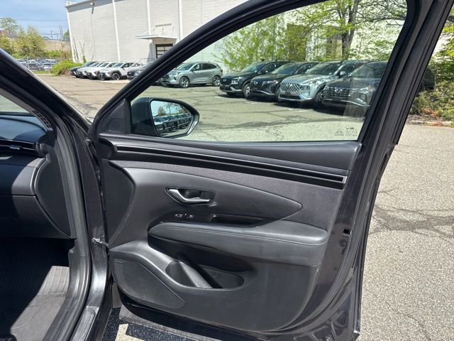 Certified 2023 Hyundai Tucson Limited AWD/4WD image 31