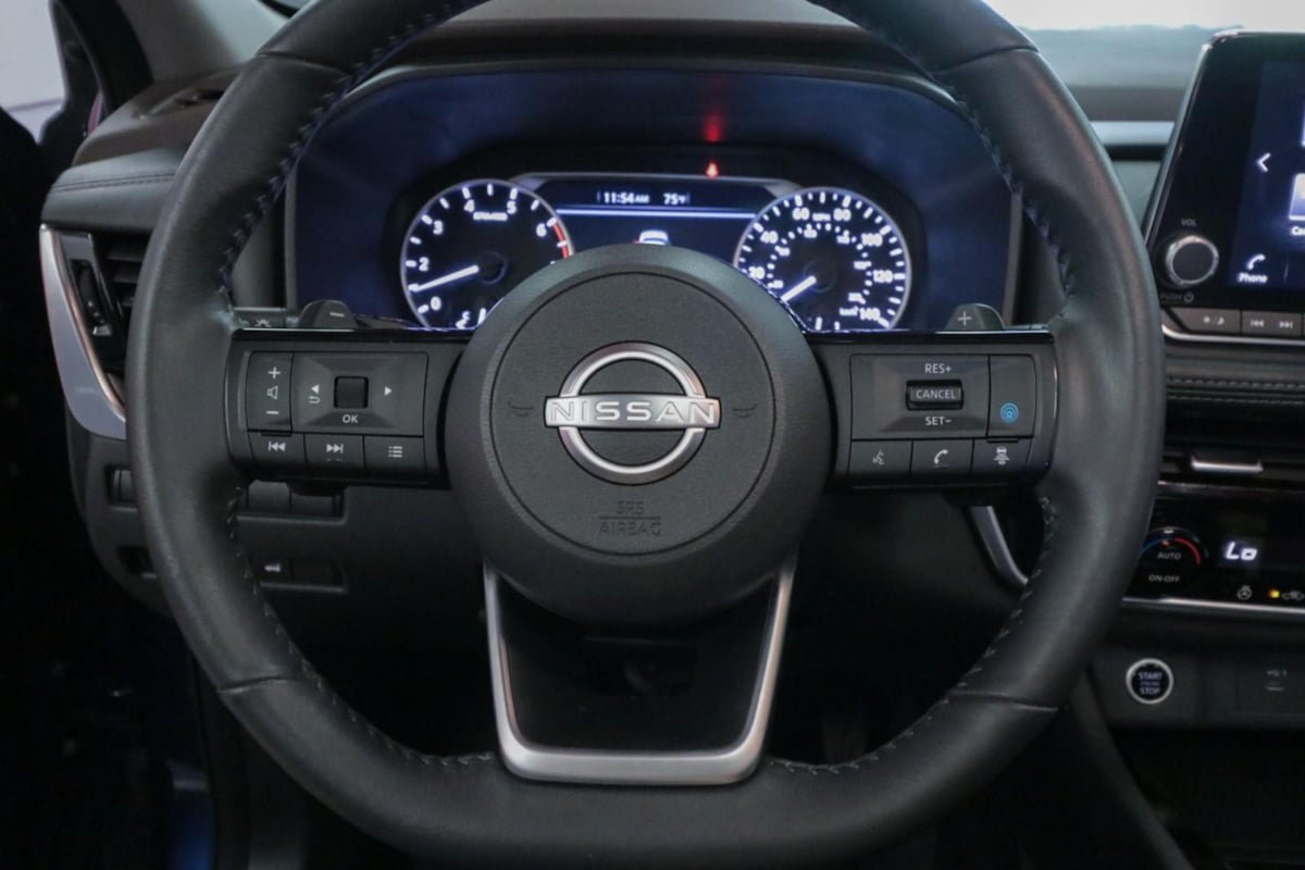 Used 2022 Nissan Rogue SV w/ SV Premium Package FWD image 19
