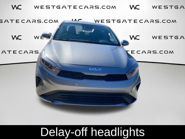 Used 2022 Kia Forte LXS FWD image 5