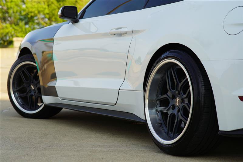 Used 2015 Ford Mustang Coupe RWD image 21