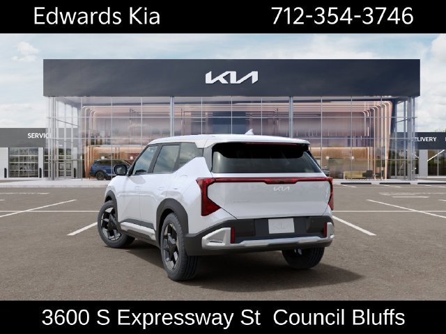 New 2027 Kia Seltos S FWD image 5