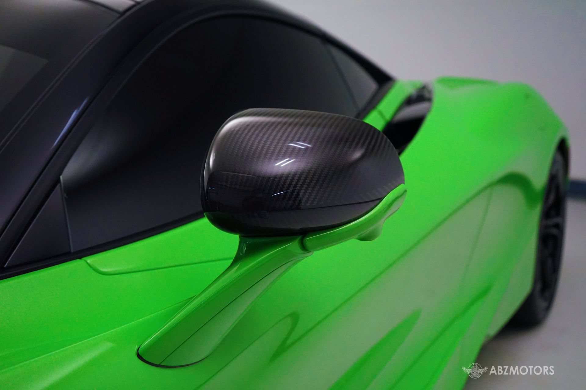 Used 2024 McLaren 750S RWD image 13