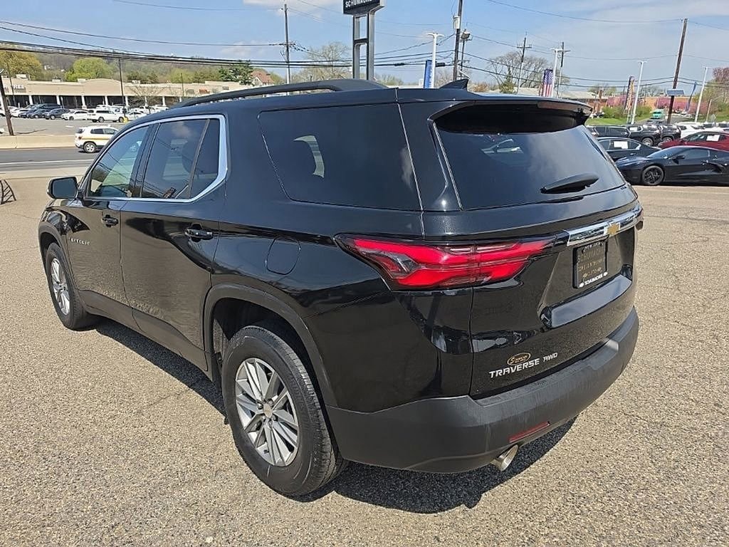 Used 2023 Chevrolet Traverse LT AWD/4WD image 5