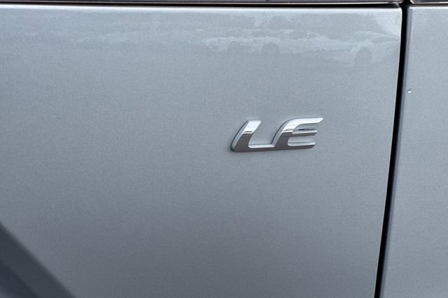 Certified 2025 Toyota Corolla Cross LE image 32