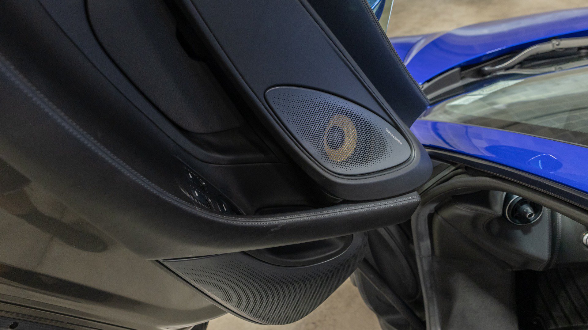 Used 2019 McLaren 570S Coupe RWD image 59