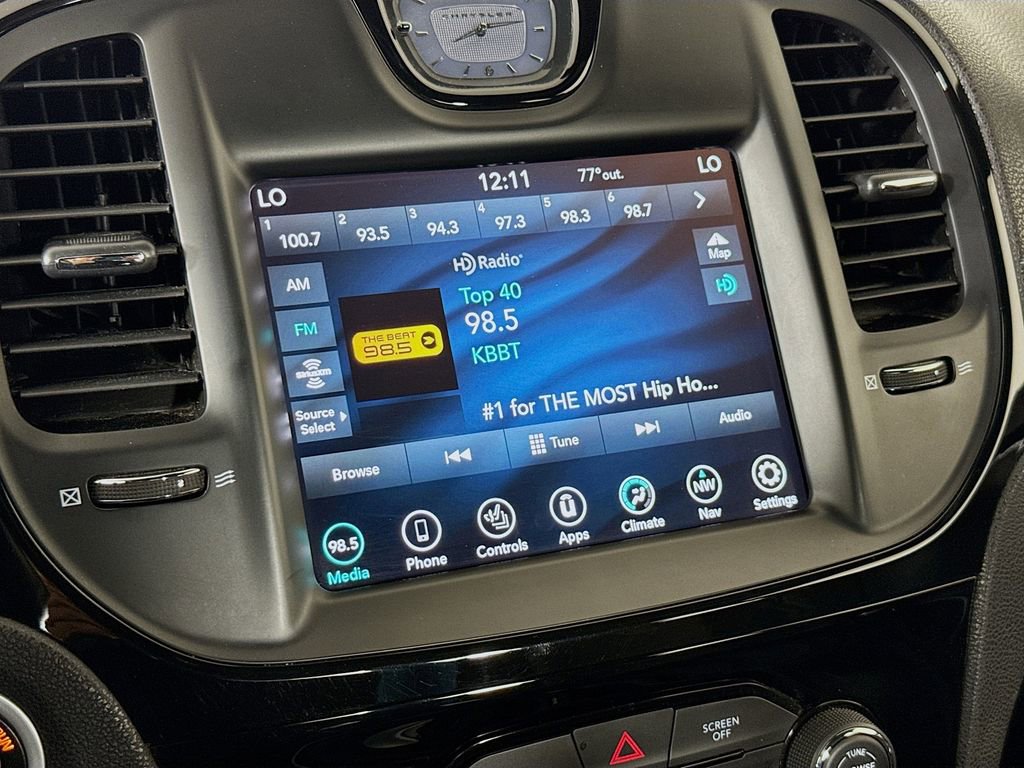 Used 2022 Chrysler 300 S image 16