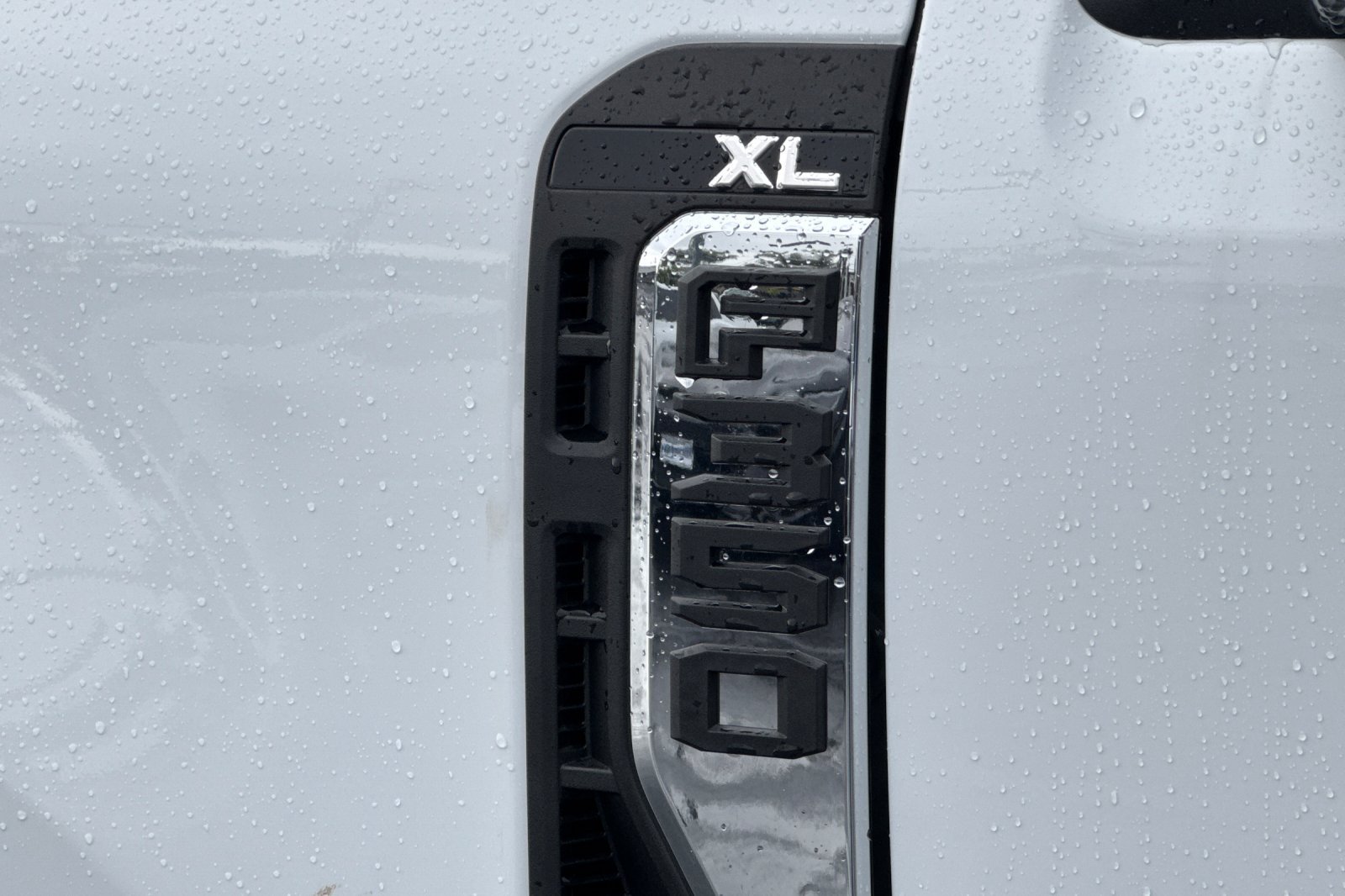 New 2026 Ford F350 XL w/ XL Chrome Package RWD image 23