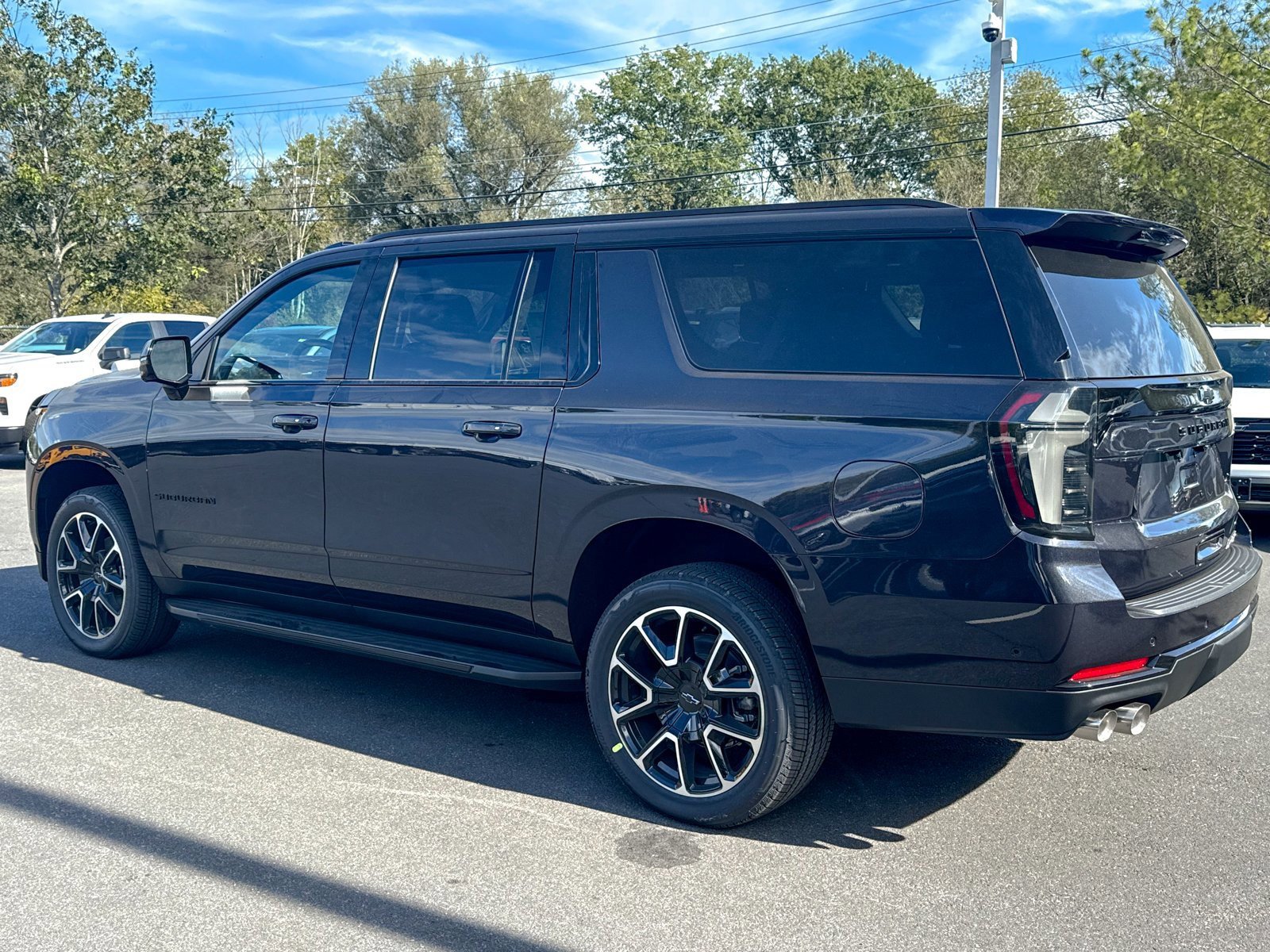 New 2026 Chevrolet Suburban RST w/ Comfort Package image 2