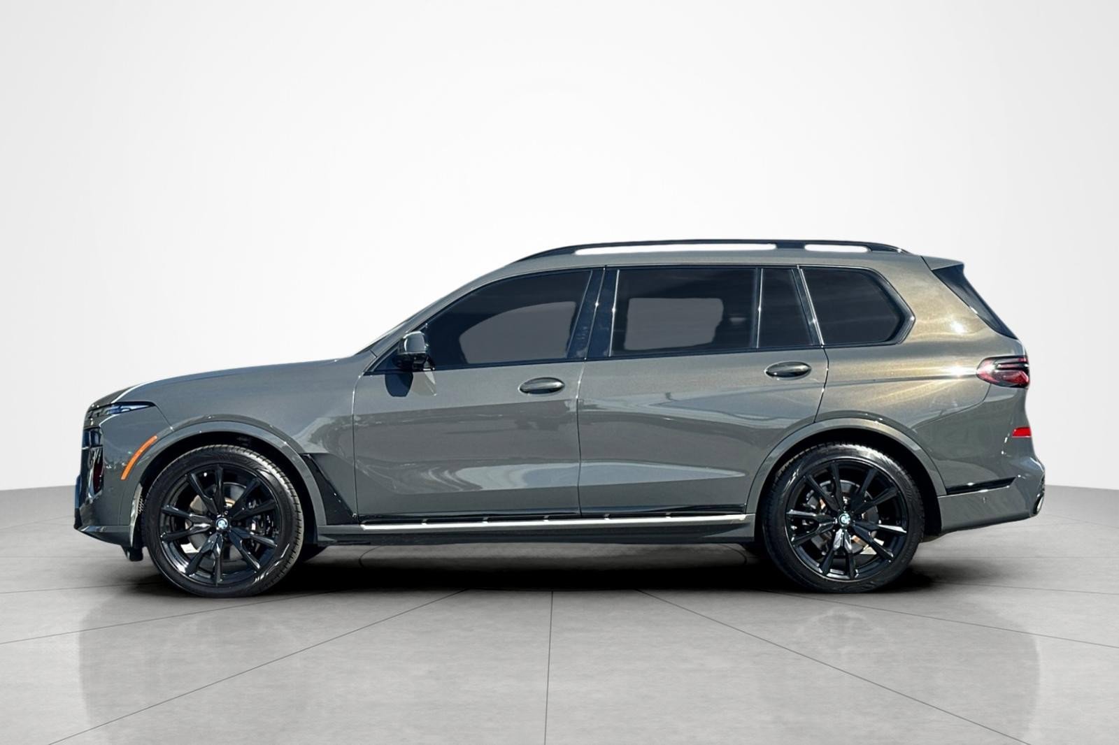 Used 2023 BMW X7 xDrive40i w/ Executive Package AWD/4WD video 2