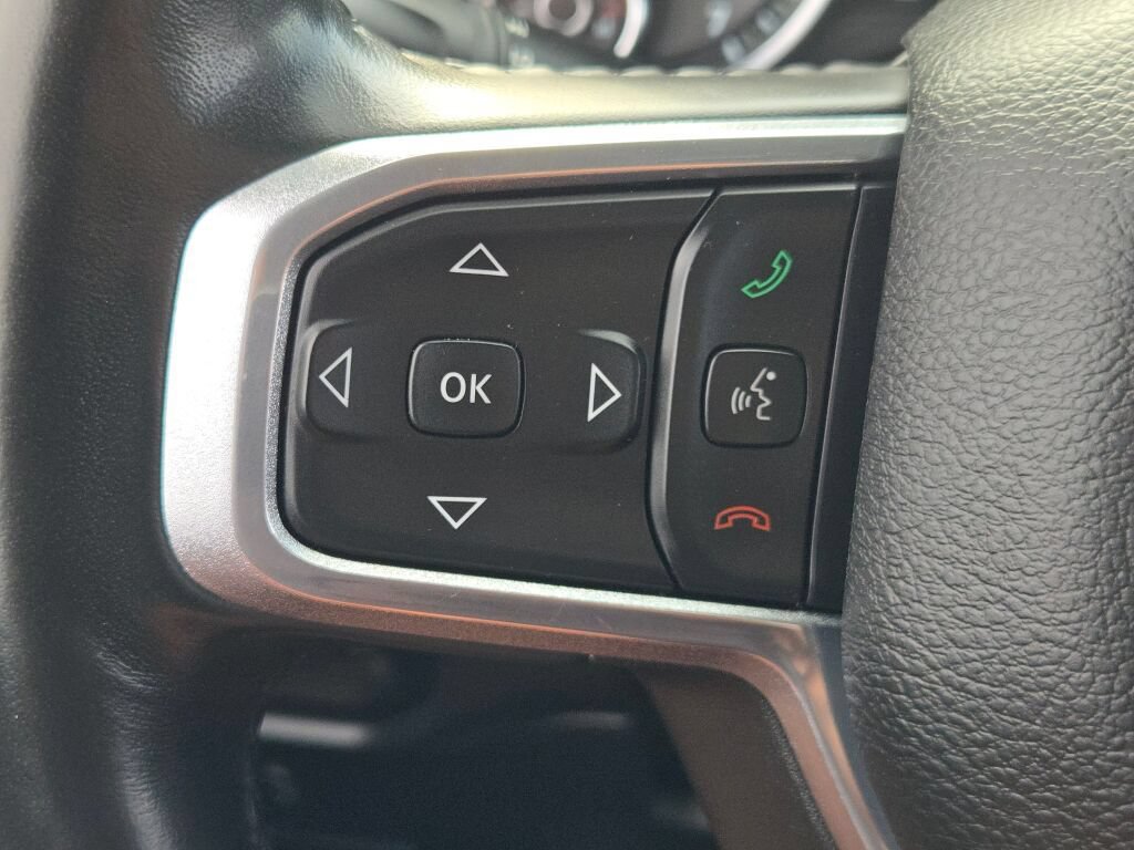 Used 2022 RAM 1500 Laramie AWD/4WD image 36