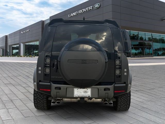Used 2024 Land Rover Defender 90 Carpathian Edition AWD/4WD image 4