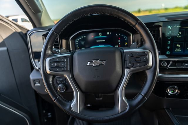 Used 2022 Chevrolet Silverado 1500 RST image 12