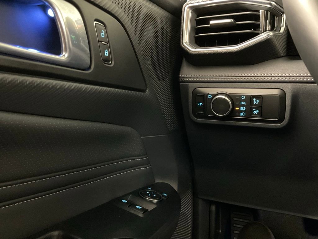 Used 2025 Ford Mustang GT Premium w/ GT Performance Package image 19