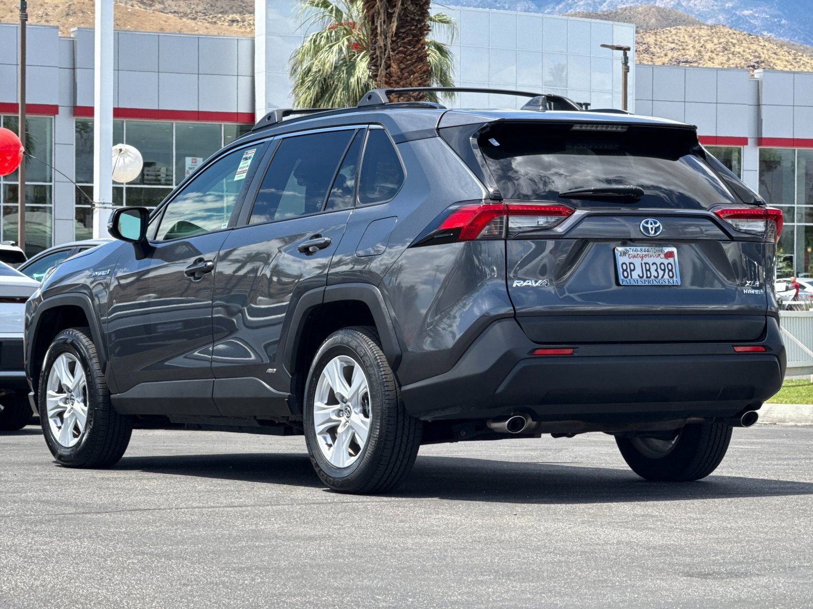 Used 2020 Toyota RAV4 XLE w/ All Weather Liner Package AWD/4WD image 5