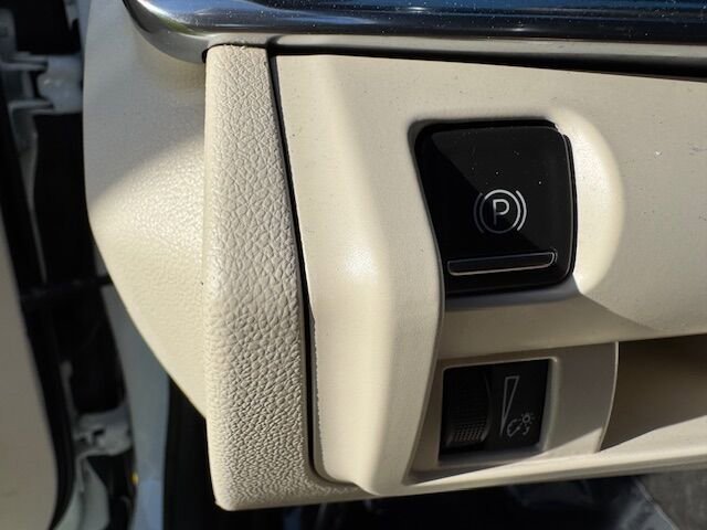 Used 2020 Cadillac CT4 Premium Luxury image 31