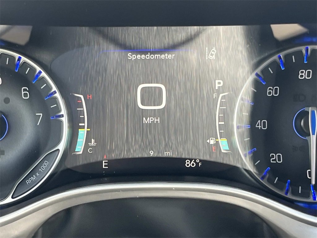 New 2026 Chrysler Pacifica Select image 15