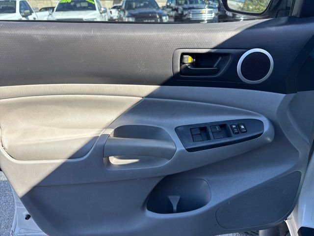 Used 2012 Toyota Tacoma PreRunner w/ SR5 Pkg RWD image 22