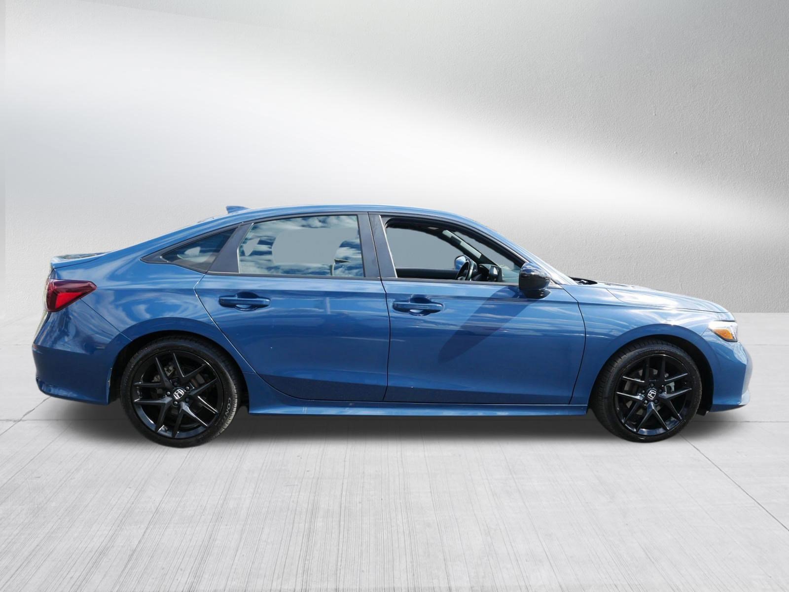 Used 2025 Honda Civic Sport image 8